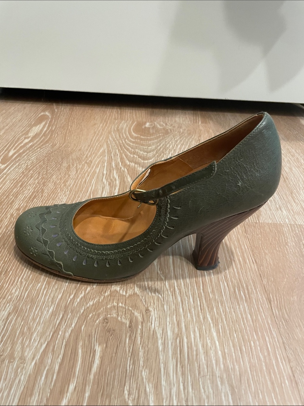 Chie Mihara Olive Leather Mary Jane Heels Size 39 / US 8.5 - Picture 7 of 7
